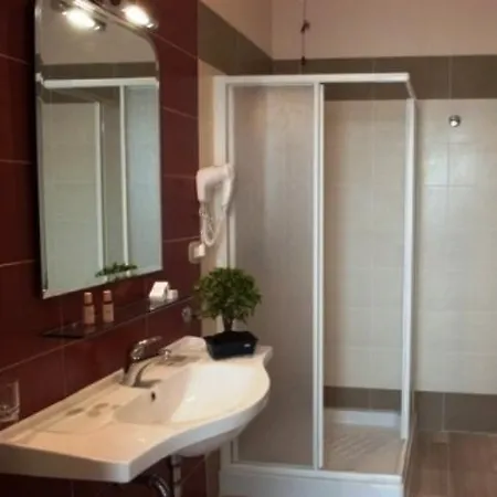 Отель Buongusto & Restaurant 4*