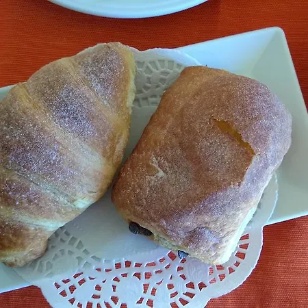 Отель Buongusto & Restaurant 4*