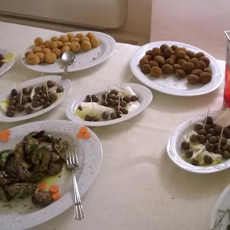 Отель Buongusto & Restaurant